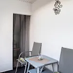 דירה Schiller
