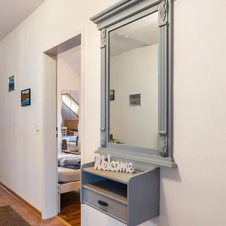 Schiller Apartment *